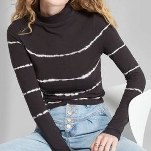long sleeve mock neck shirt